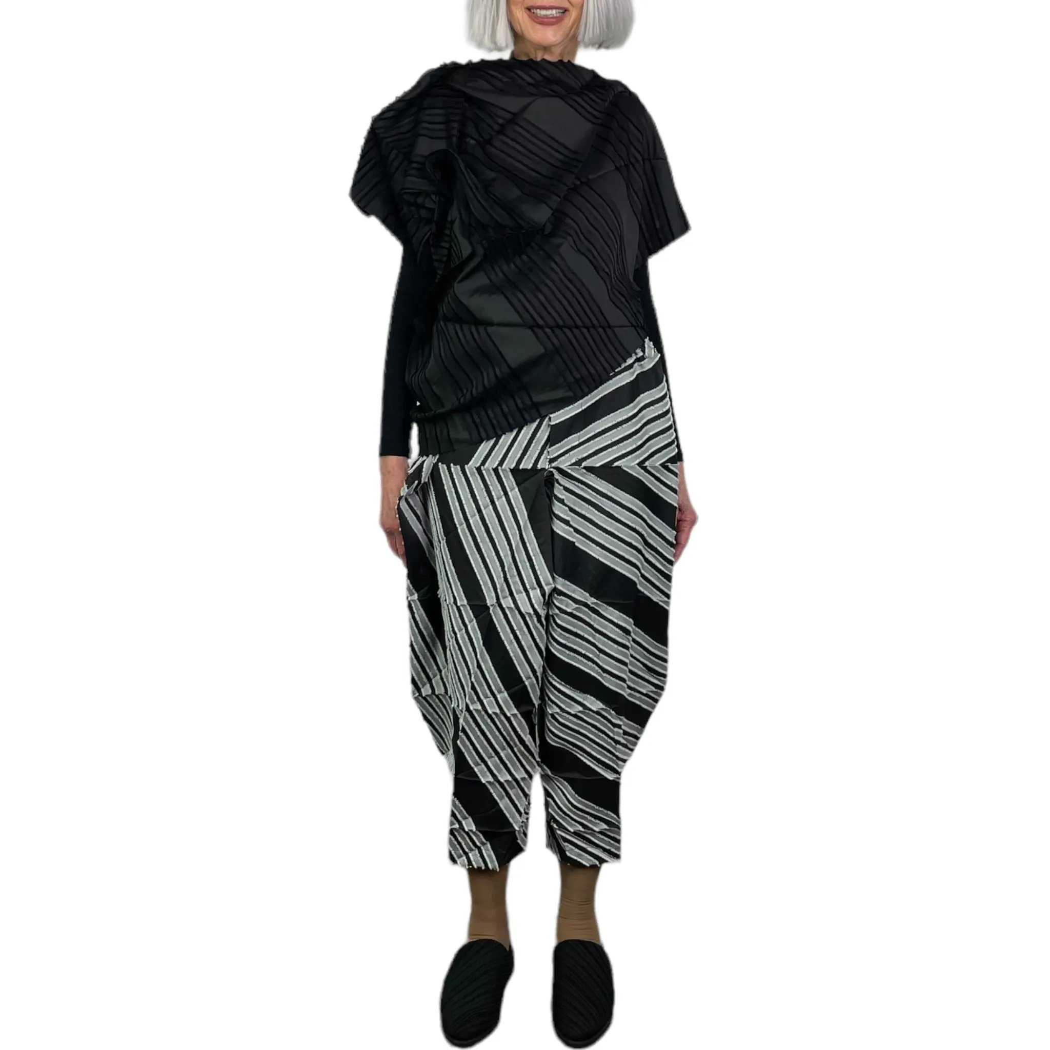 #1 JACQUARD TRIANGLE TOP